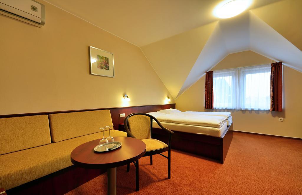 Penzion Siesta Valtice Chambre photo